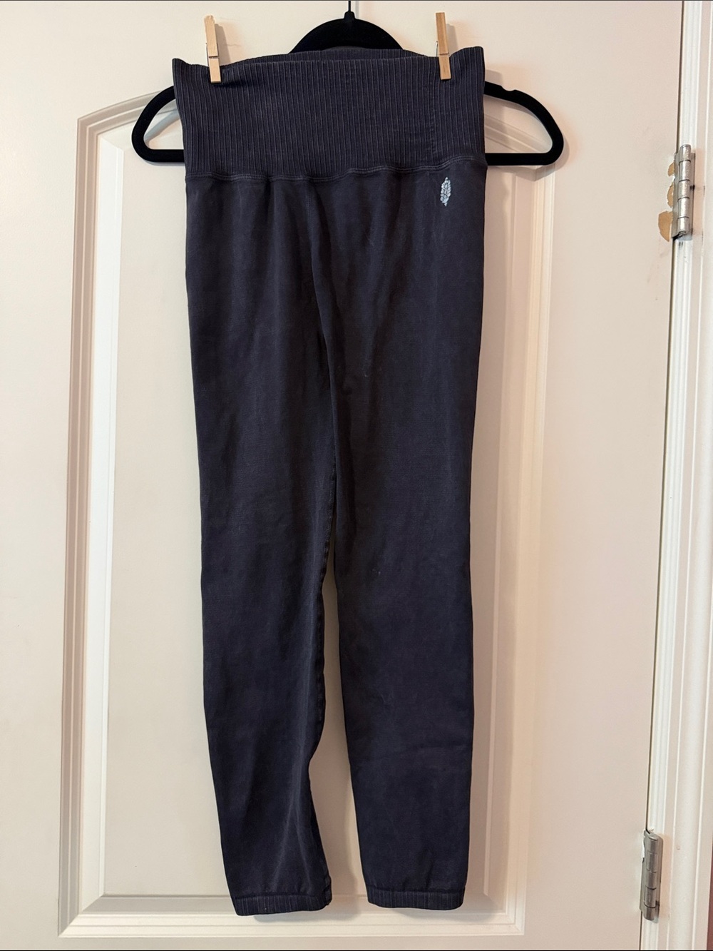 Free People Good Karma 7/8” Leggings SZ:M/L Retails: $78